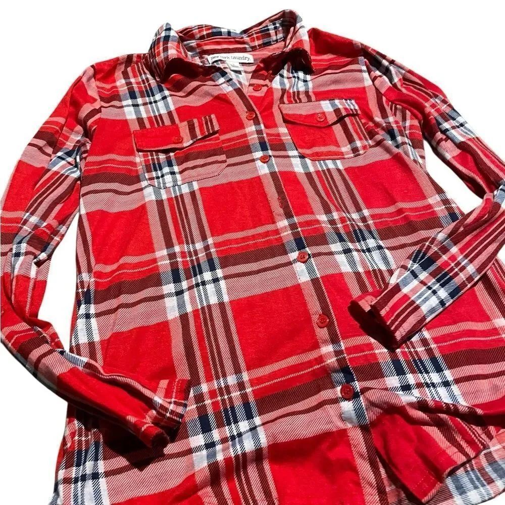 New York Laundry size small Red Plaid Button-Up Shirt new never worn